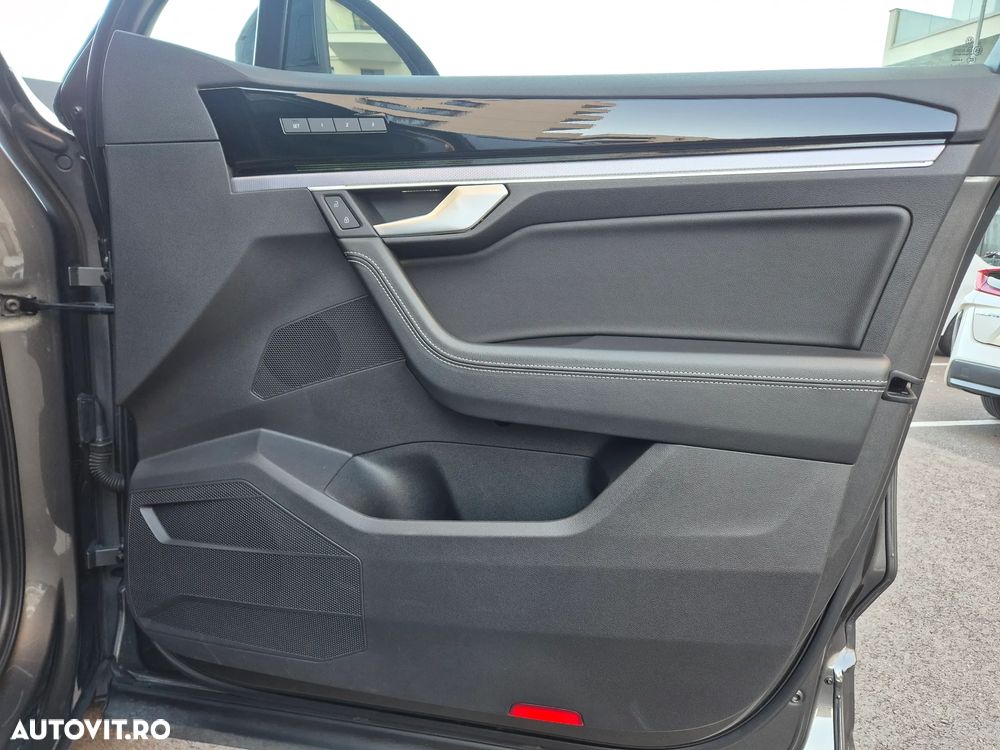 Volkswagen Touareg 3.0 V6 TDI SCR 4Motion Automatik R-Line - 36