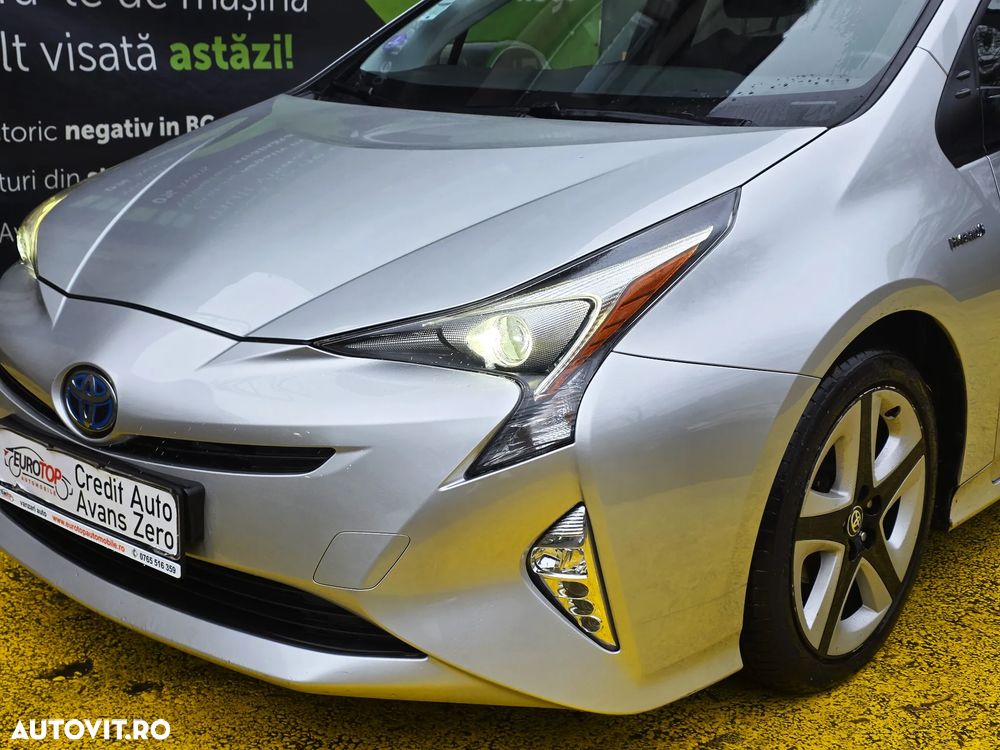 Toyota Prius (Hybrid) Luna - 8