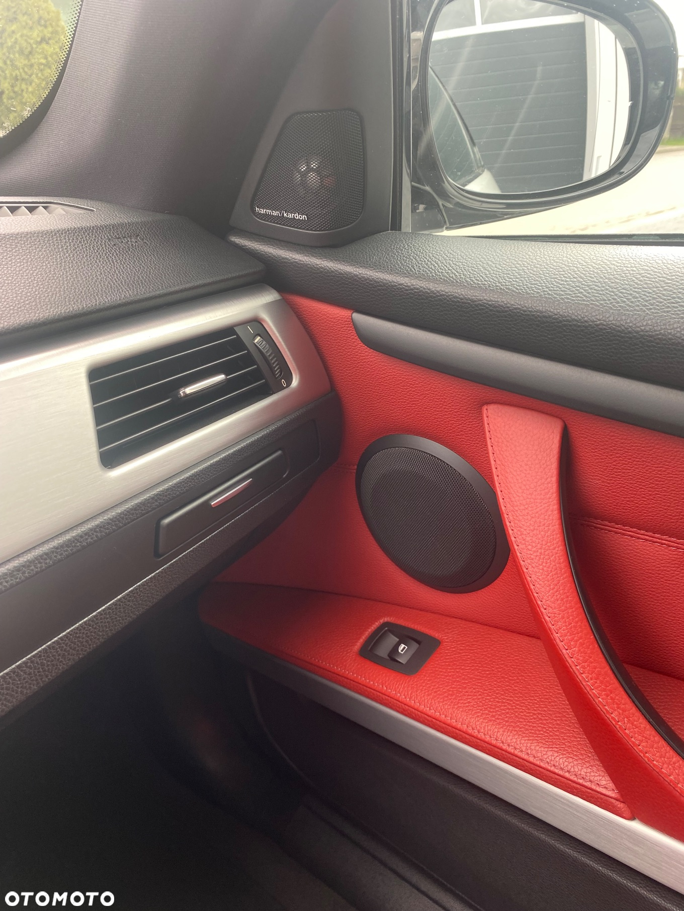 BMW Seria 3 335i xDrive Coupe - 21