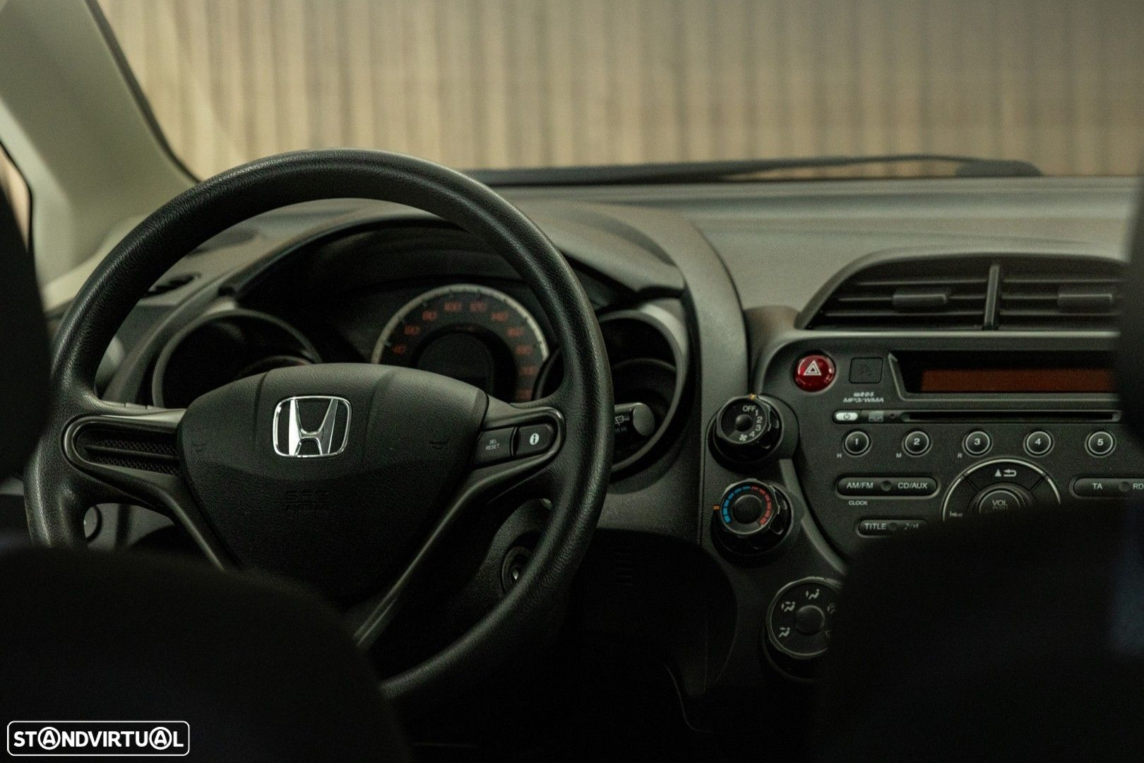 Honda Jazz 1.2 i-VTEC 50 Anos Edition - 18