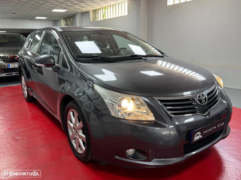 Toyota Avensis SW 2.0 D-4D Exclusive +Pele+GPS - 9