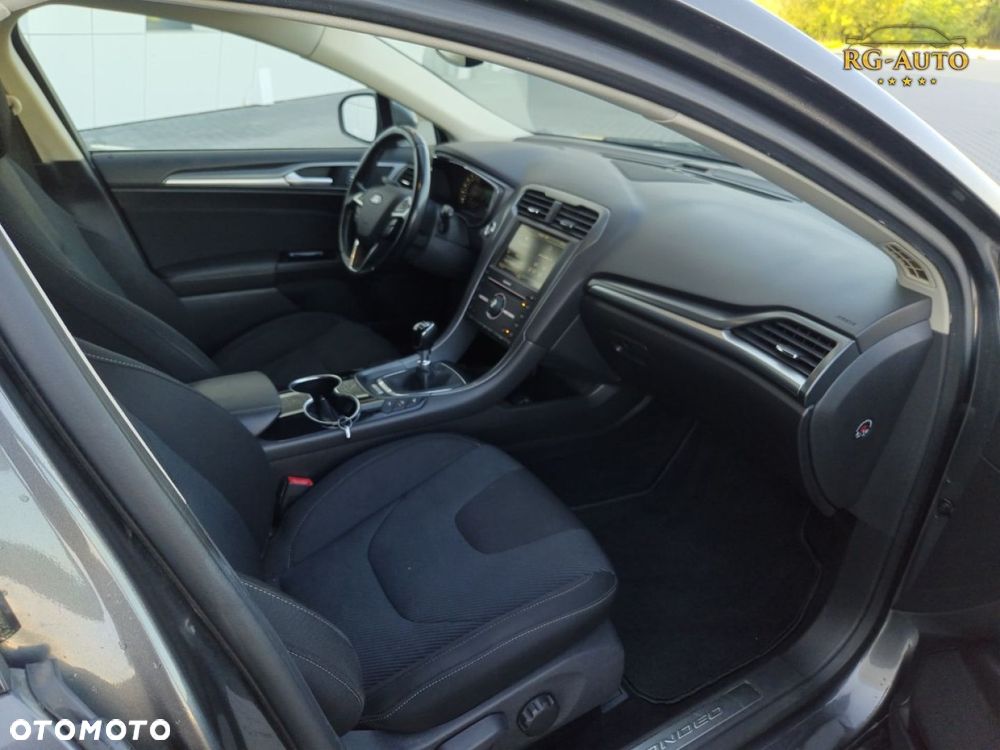Ford Mondeo - 23