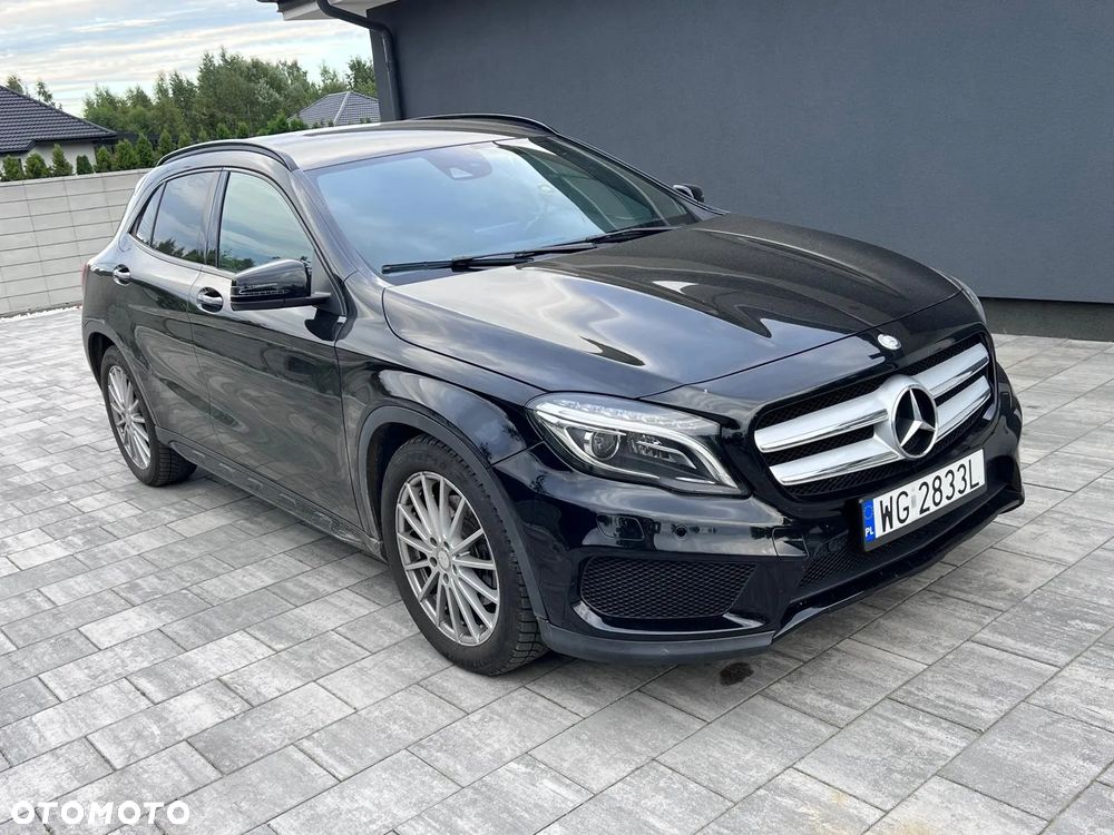 Mercedes-Benz GLA 250 4-Matic AMG Line - 6