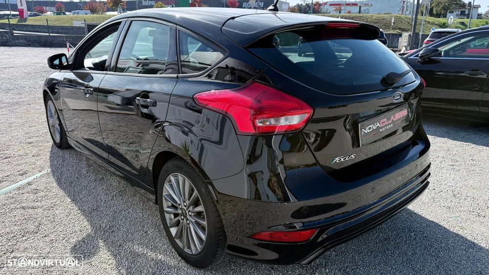 Ford Focus 1.0 EcoBoost S&S COOL&CONNECT DESIGN - 4