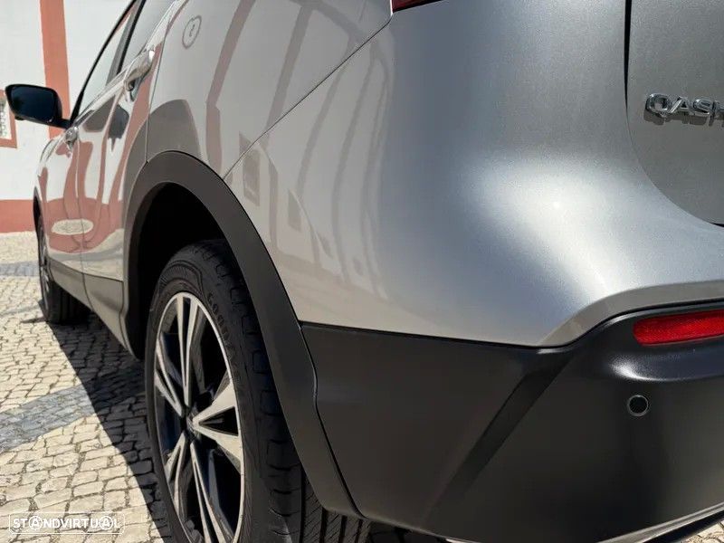 Nissan Qashqai 1.5 dCi N-Connecta J18+Led - 10