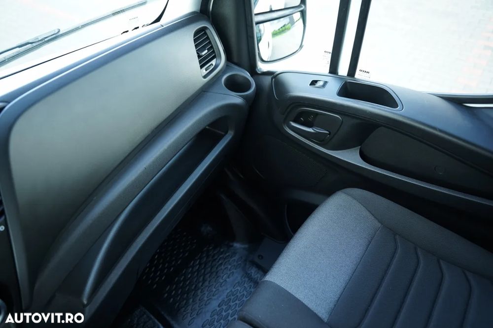 Iveco DAILY 35-160 / CONTAINER - 4,3 M / ELEVATOR SORENSEN - 750 KG / 3 LOCURI / DOUĂ / IMPORTAT / - 29