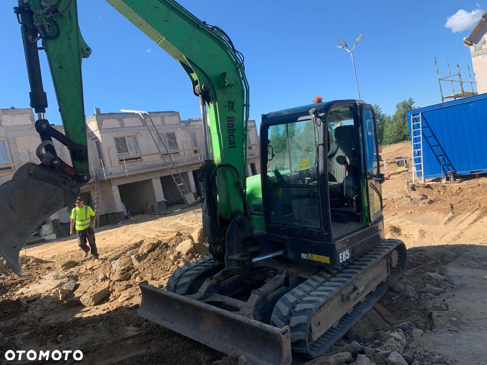 Bobcat E85 - 1