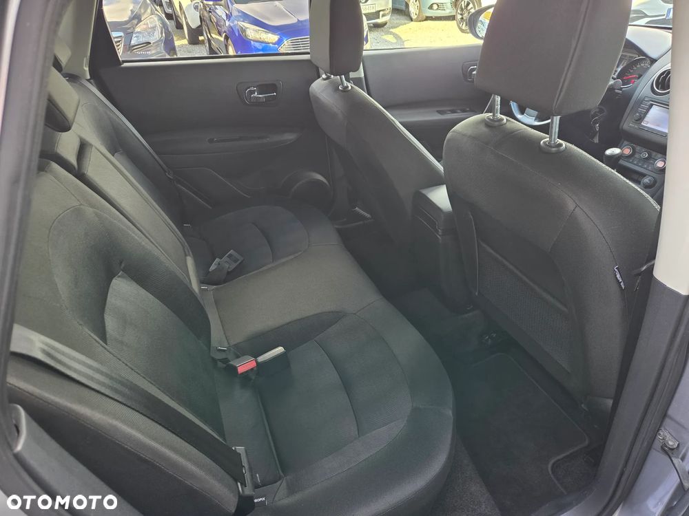 Nissan Qashqai 2.0 dCi DPF acenta - 9