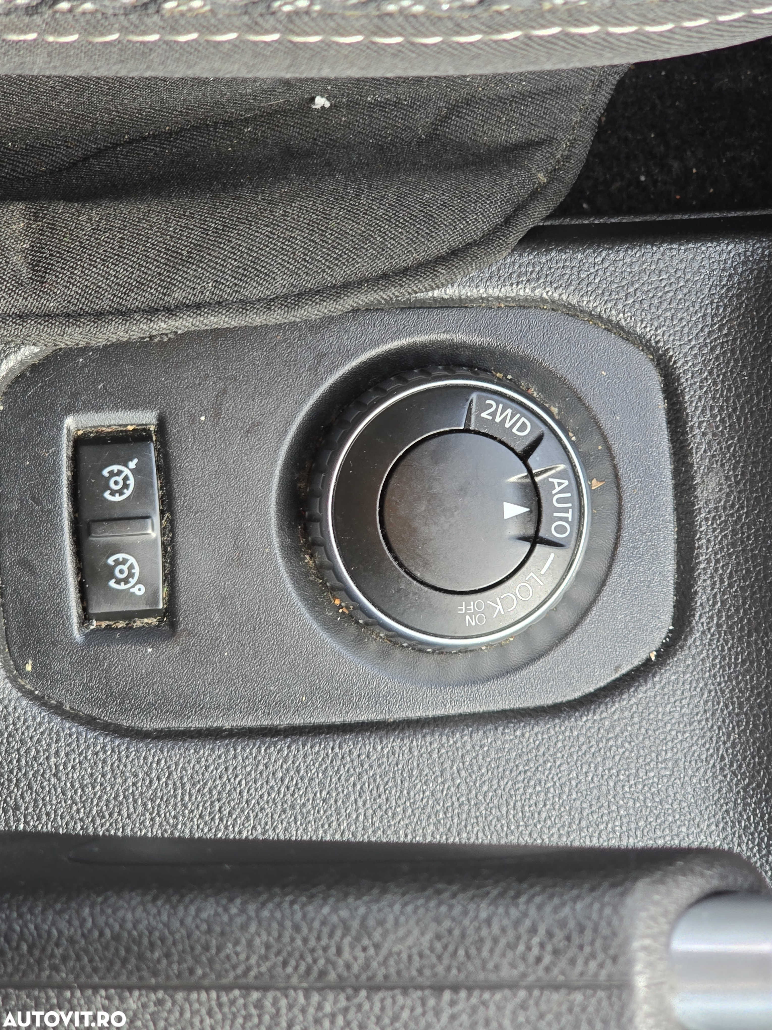 Dacia Duster 1.5 dCi 4WD Prestige jante 17" - 10