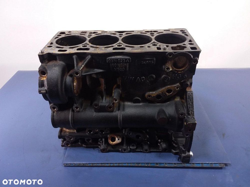 SUPERB III 2.0 TDI DFCA BLOK SILNIKA 03N103011A - 1