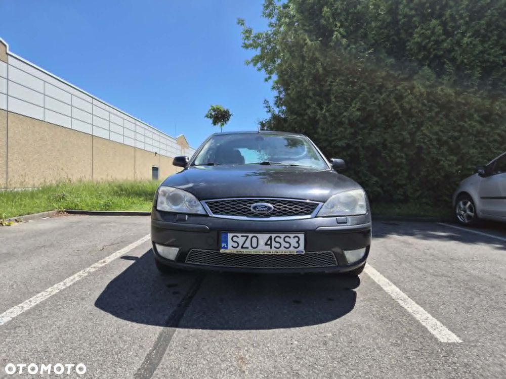 Ford Mondeo 2.0 Ghia - 5