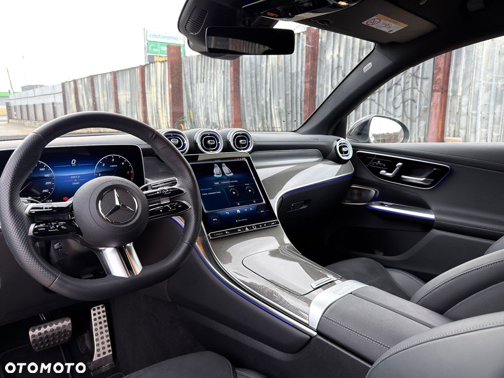 Mercedes-Benz GLC 300 d 4Matic 9G-TRONIC AMG Line - 14