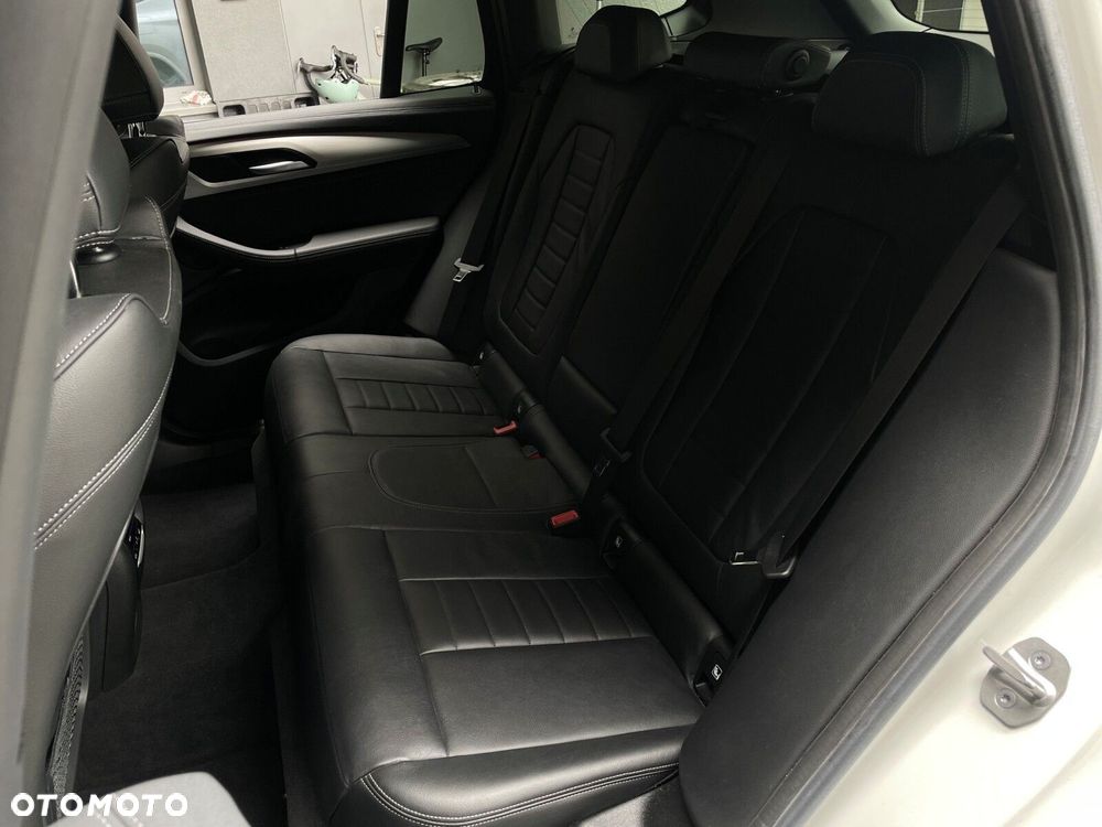 BMW X3 - 22