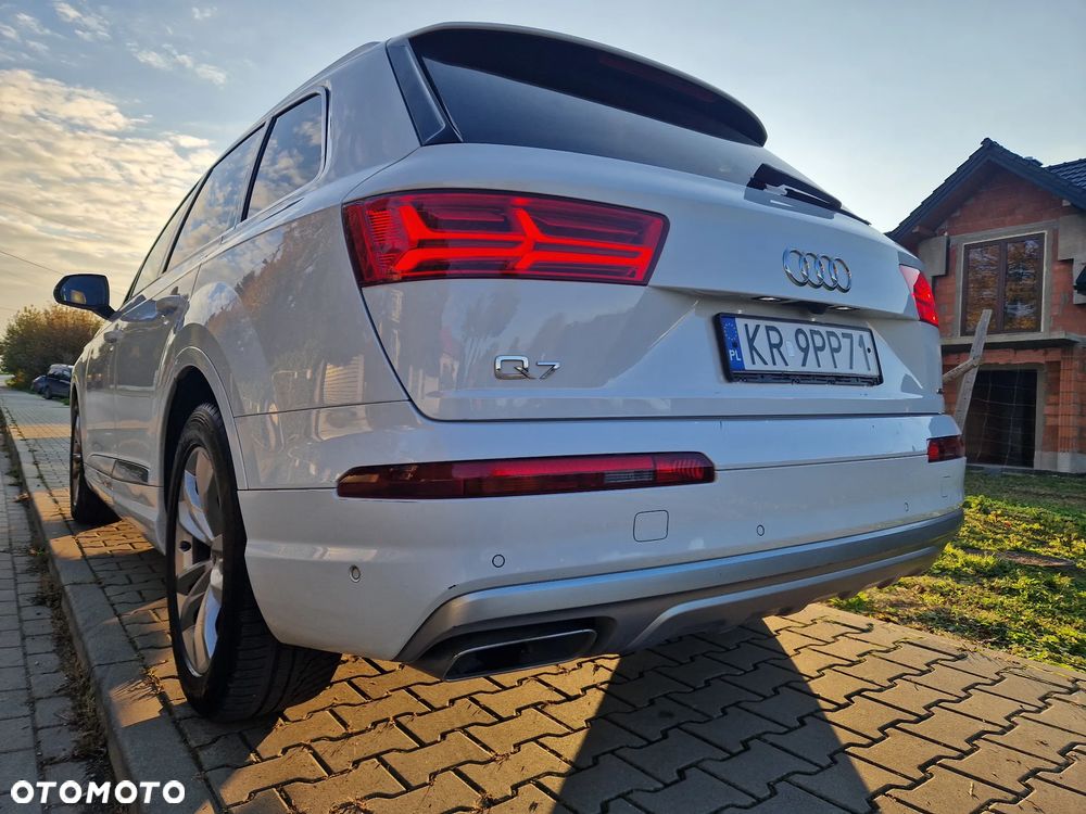 Audi Q7 - 8