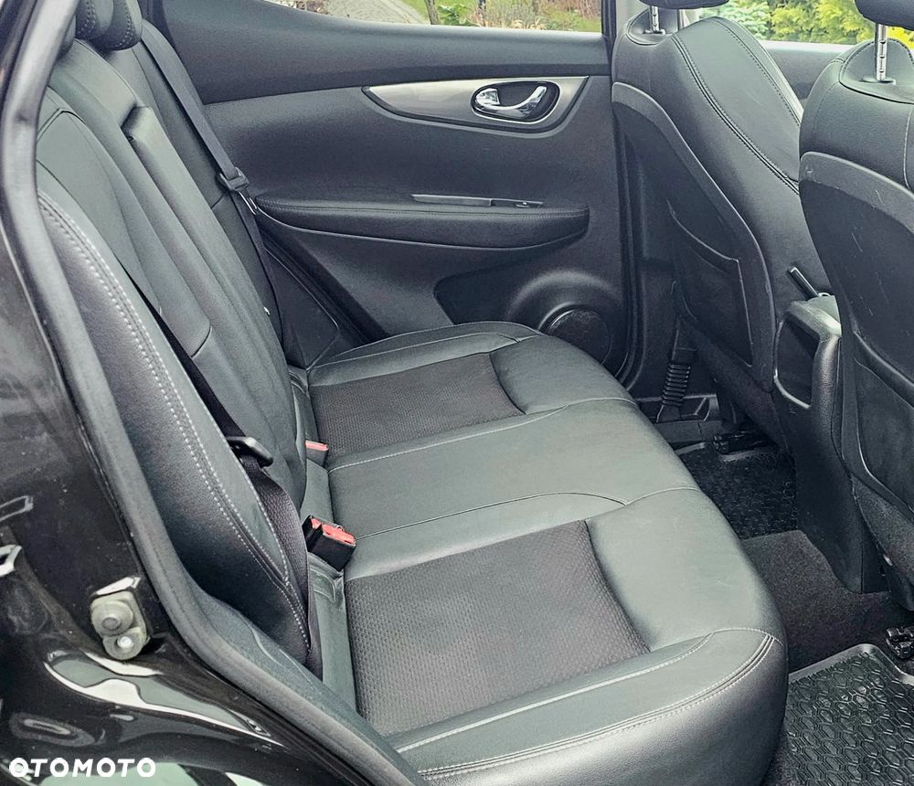 Nissan Qashqai 1.6 dCi DPF tekna - 19