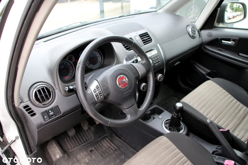 Fiat Sedici 1.6 16V 4x4 Emotion - 22