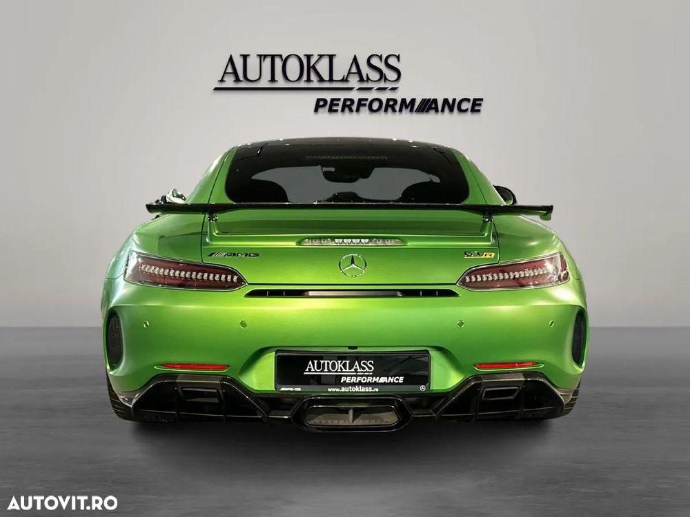 Mercedes-Benz AMG GT R Roadster - 4