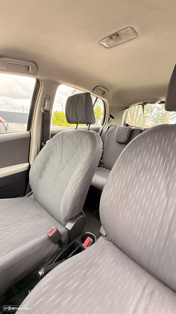 Toyota Yaris 1.4 D-4D Comfort+AC - 14