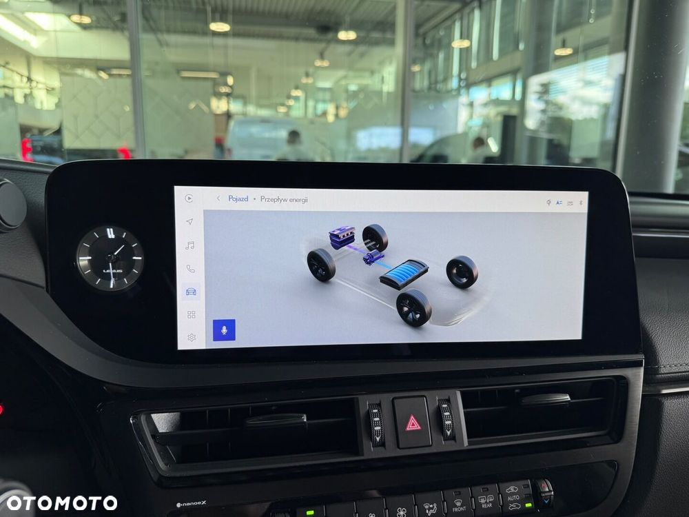 Lexus ES - 16