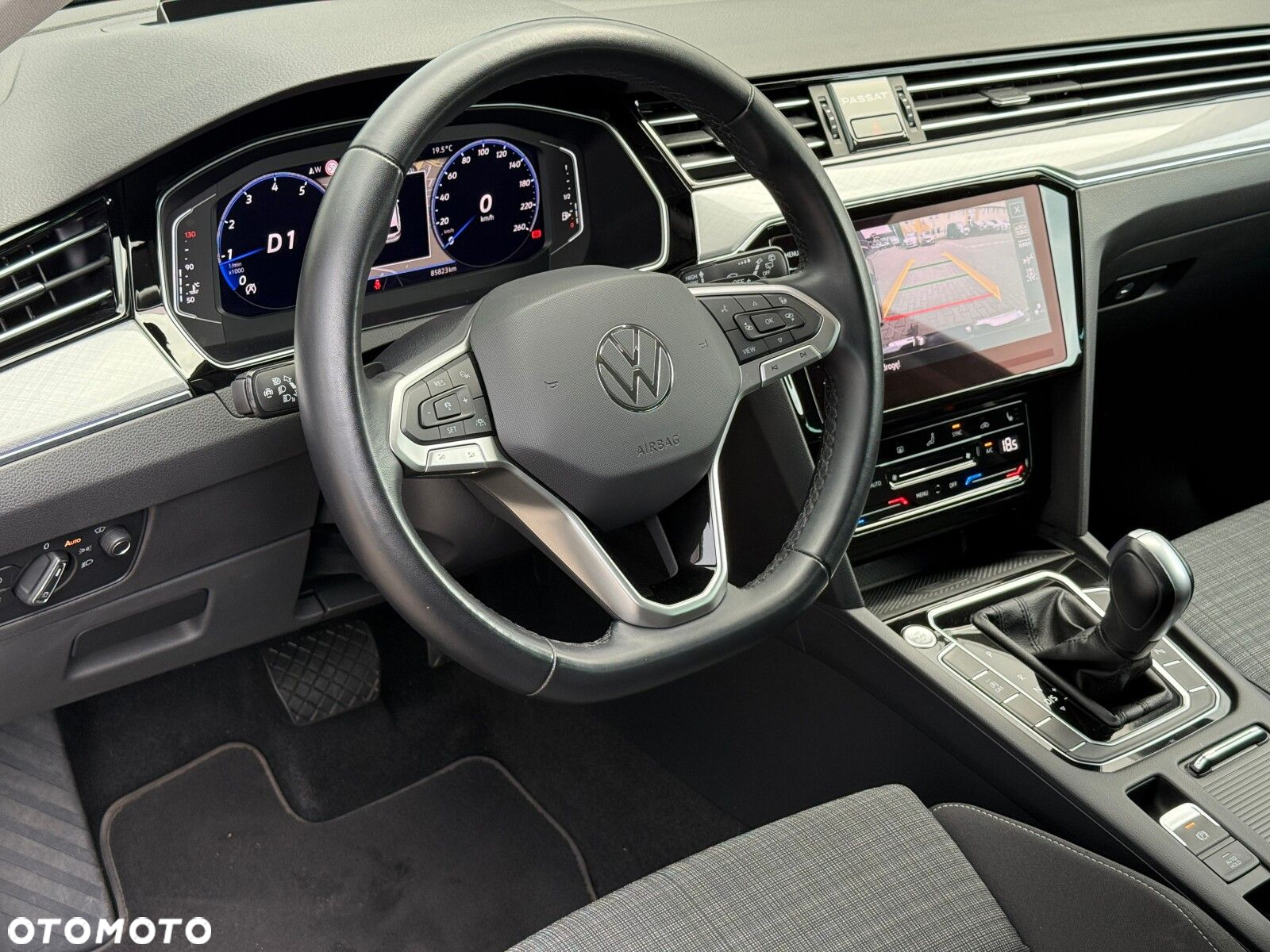 Volkswagen Passat 2.0 TSI Business DSG - 9