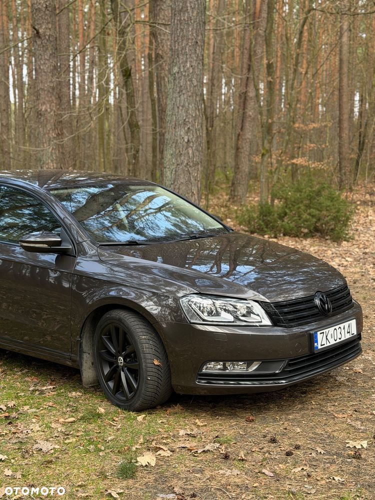 Volkswagen Passat - 7