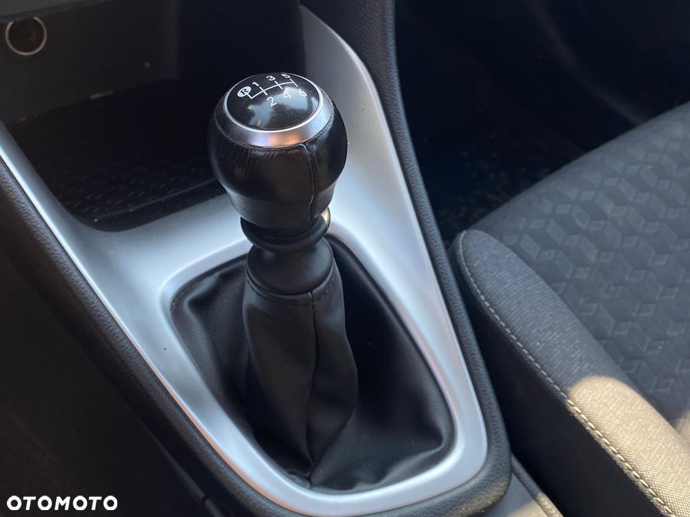 Toyota Yaris 1.5 Active - 22