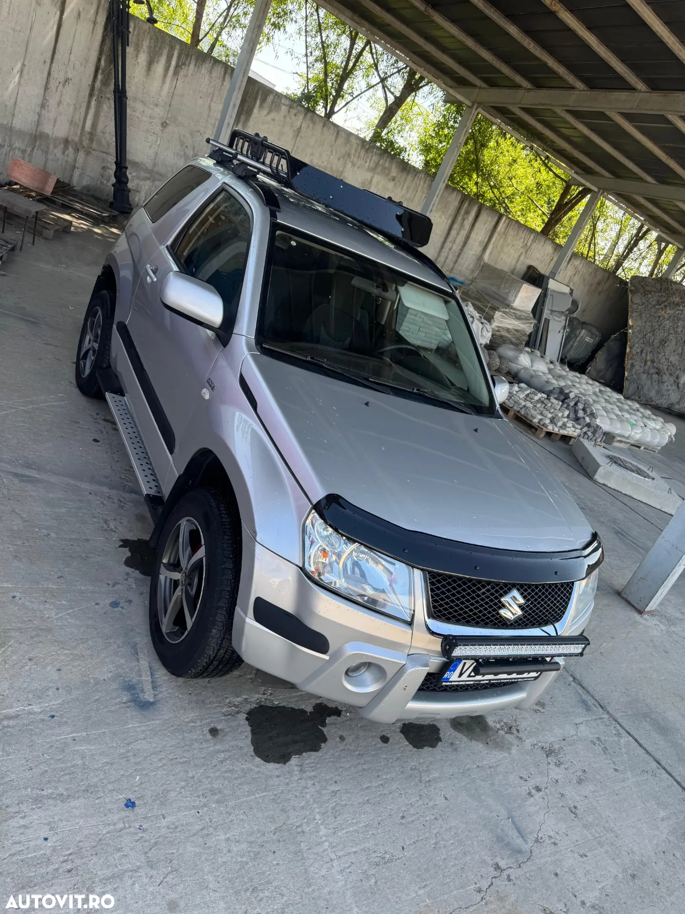 Suzuki Grand Vitara 1.9 DDiS Black&White DPF - 2