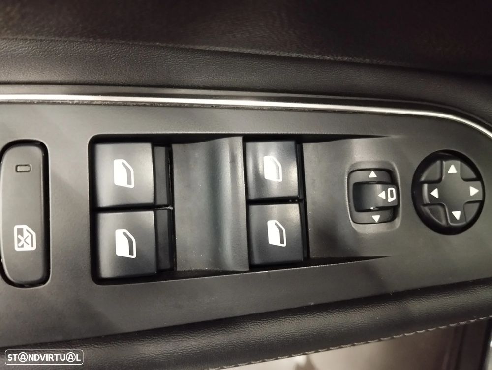 Peugeot 3008 1.5 BlueHDi Allure - 16