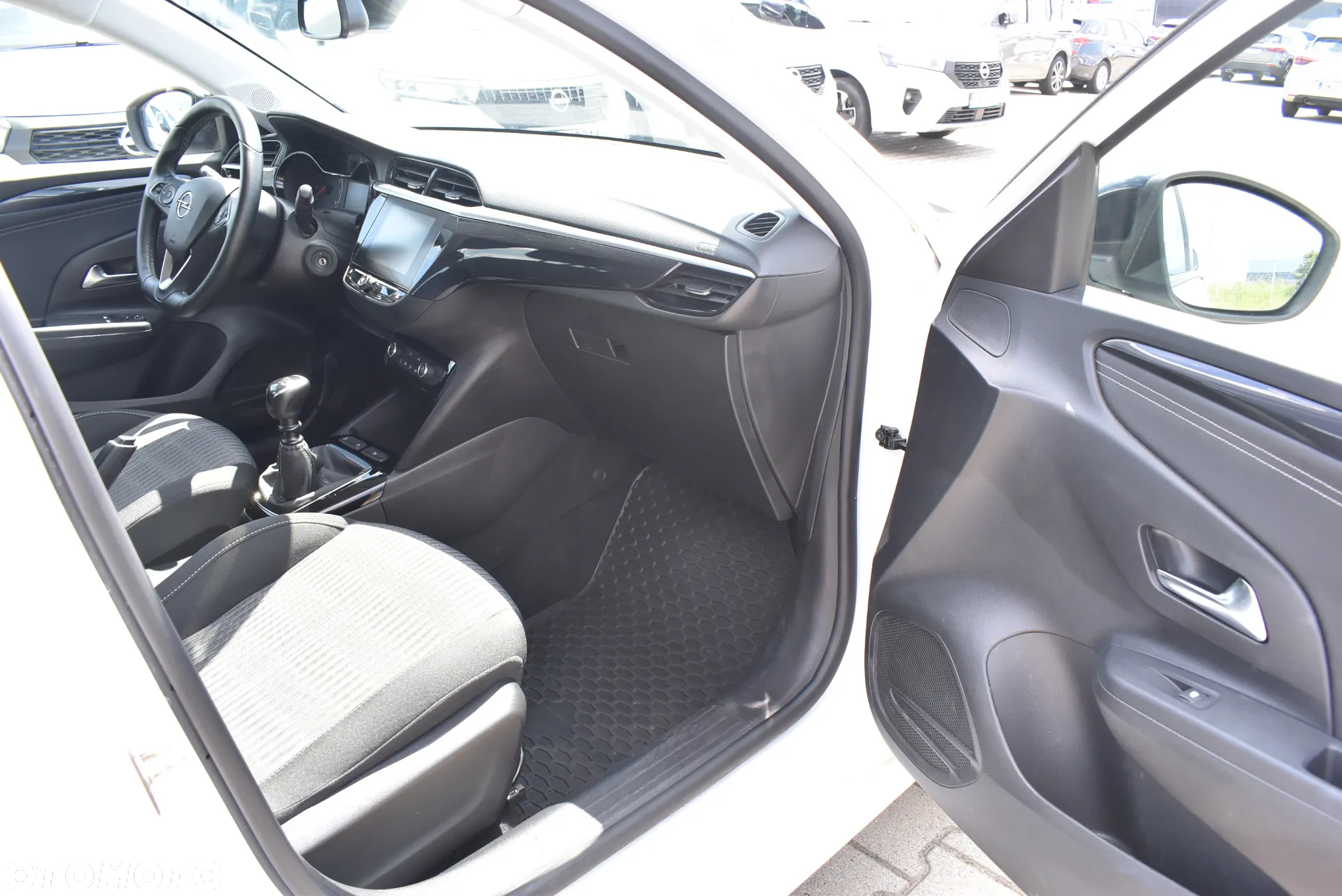 Opel Corsa 1.2 Elegance Business Pack S&S - 16