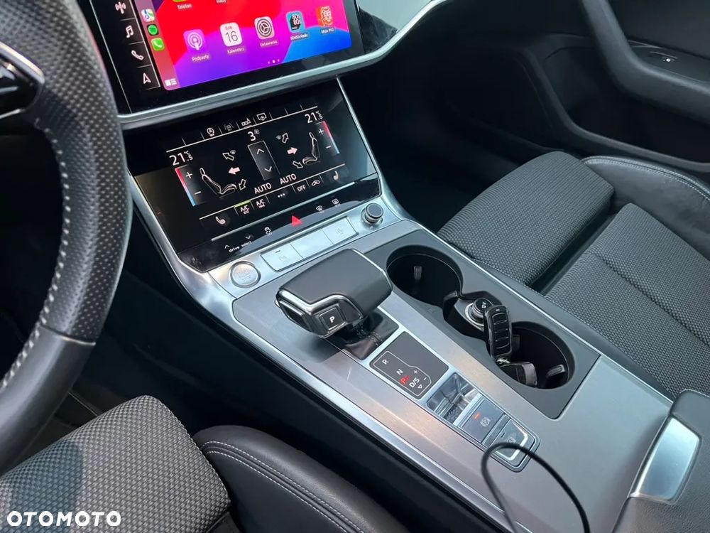 Audi A6 Avant 40 TDI S tronic S line - 40