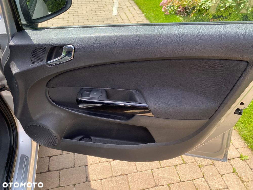 Opel Corsa - 11