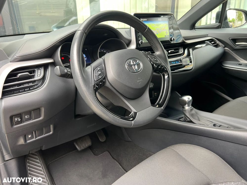 Toyota C-HR - 7
