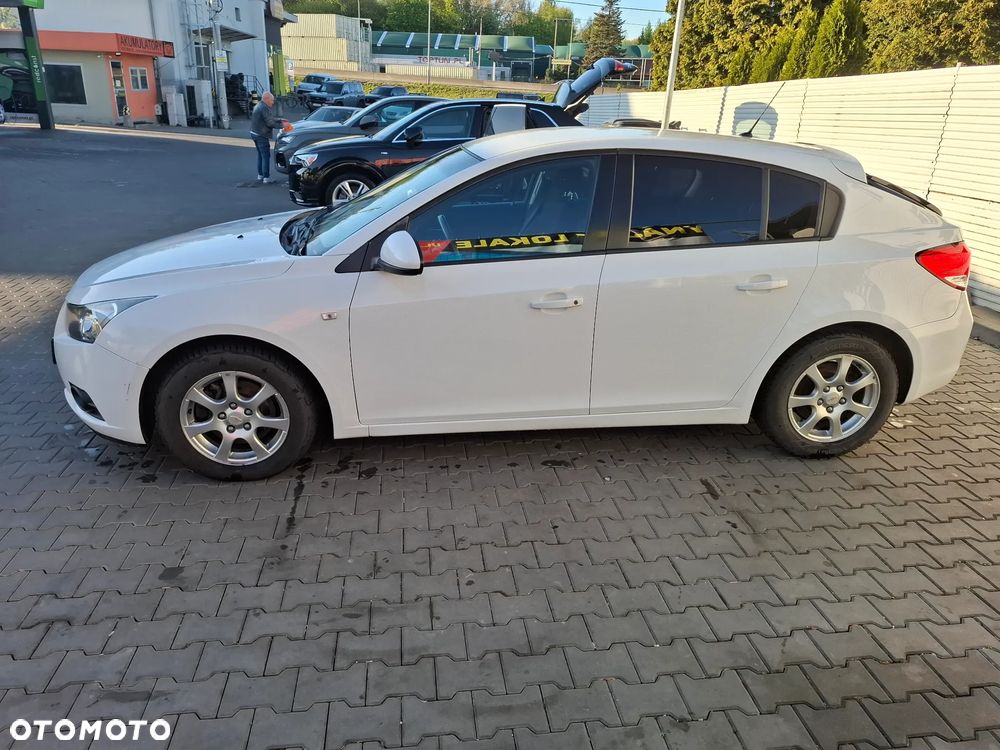 Chevrolet Cruze - 4