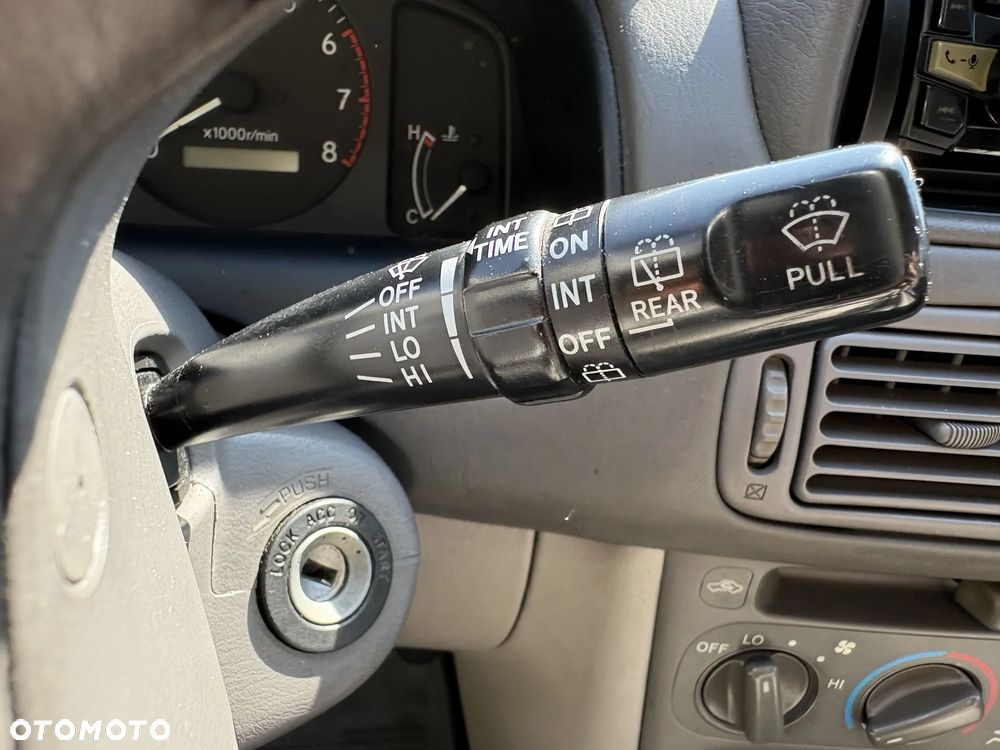 Toyota Corolla - 26