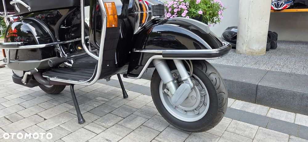 Vespa PX - 25