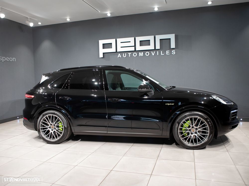 Porsche Cayenne E-Hybrid Platinum Edition - 20