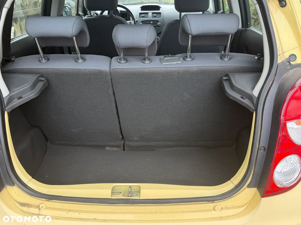Chevrolet Spark - 5