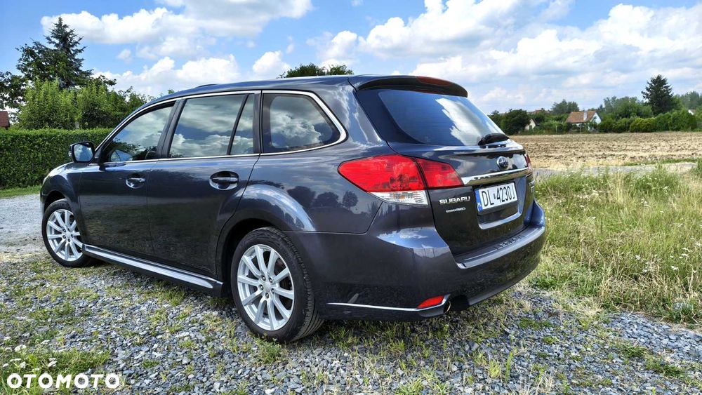 Subaru Legacy - 3