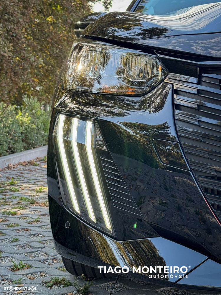 Peugeot 208 1.2 PureTech Allure - 22