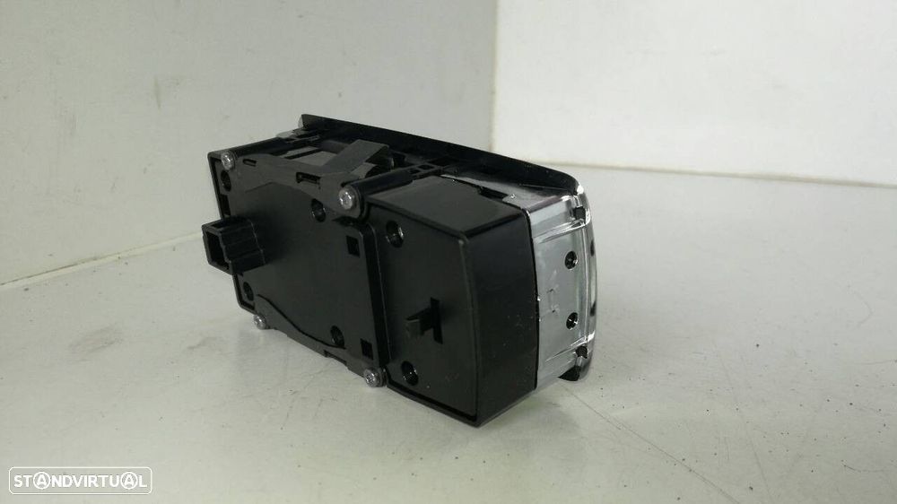 COMANDO ELEVADOR DE VIDRO FRONTAL ESQUERDO MERCEDES-BENZ CLASSE C COUPÉ 2014 - 2