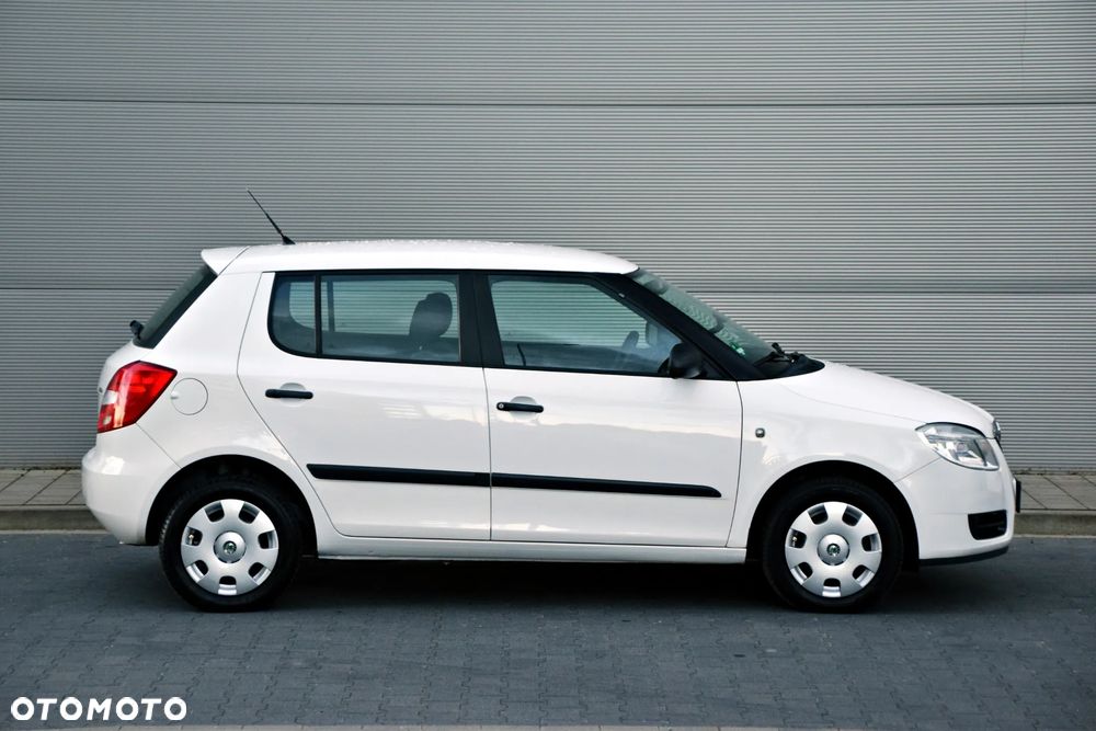 Skoda Fabia 1.2 HTP - 10