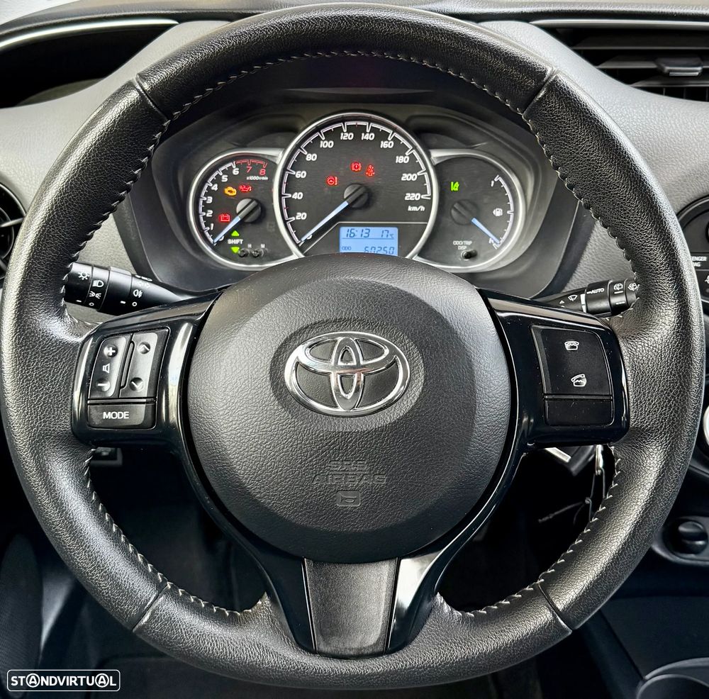 Toyota Yaris 1.0 VVT-i Exclusive - 12