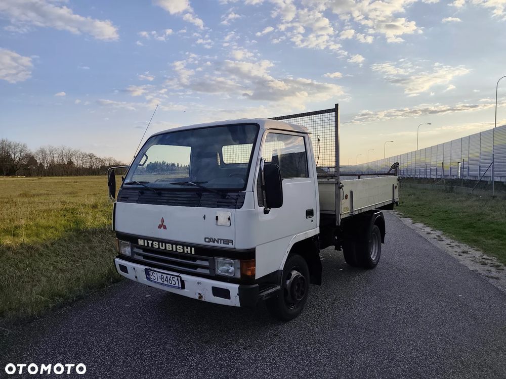 Mitsubishi Canter - 1