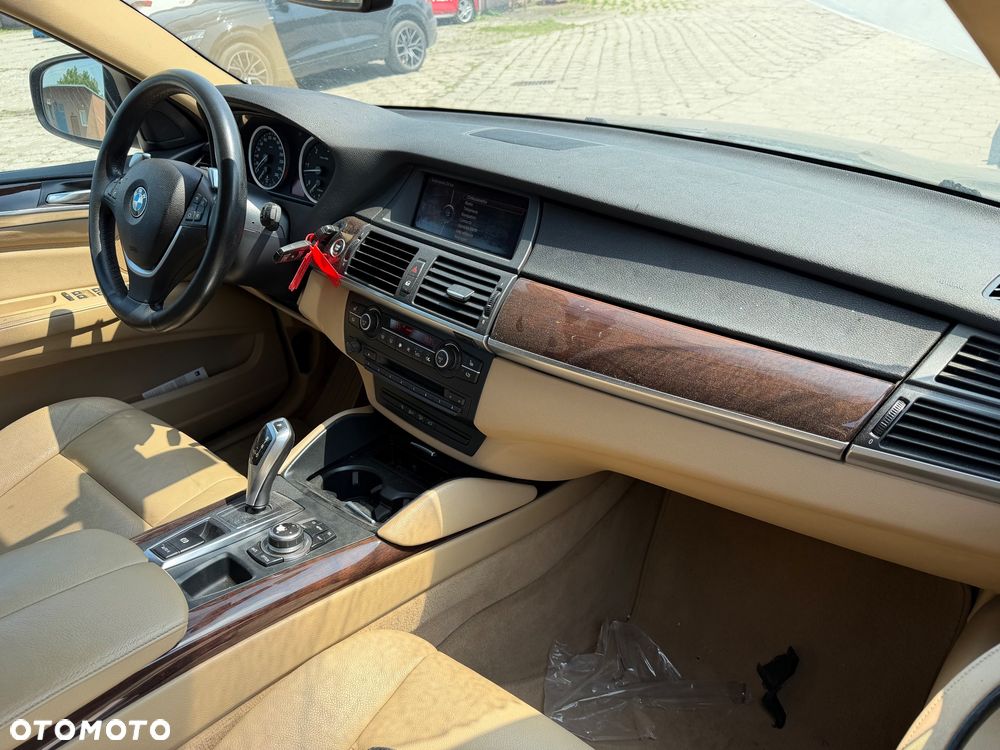 BMW X6 xDrive35d - 10