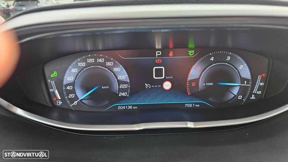 Peugeot 3008 BlueHDi 130 Stop & Start EAT8 Allure - 27