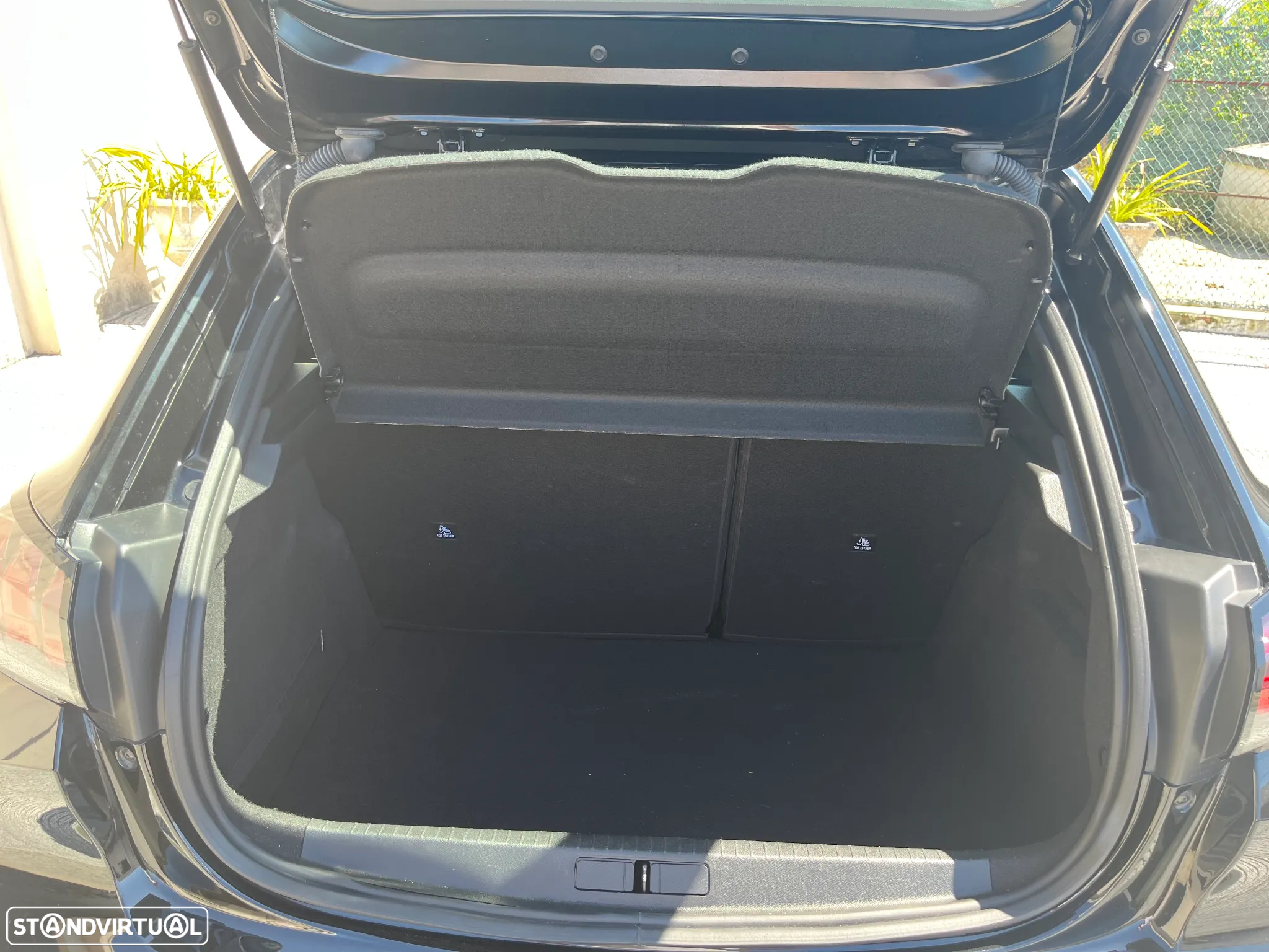 Peugeot 208 1.2 PureTech Active Pack - 7