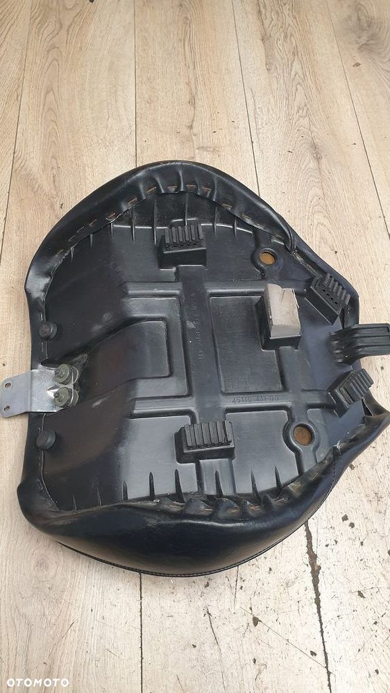 Siedzenie kierowcy Suzuki VL800 Volusia Boulevard  45110-41F00 - 15