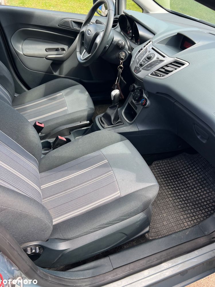 Ford Fiesta 1.25 Viva - 27