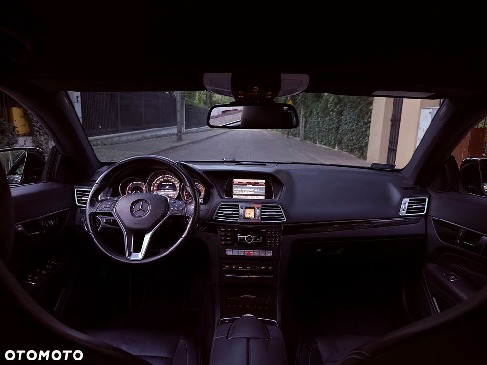 Mercedes-Benz Klasa E 220 CDI Coupe 7G-TRONIC - 13