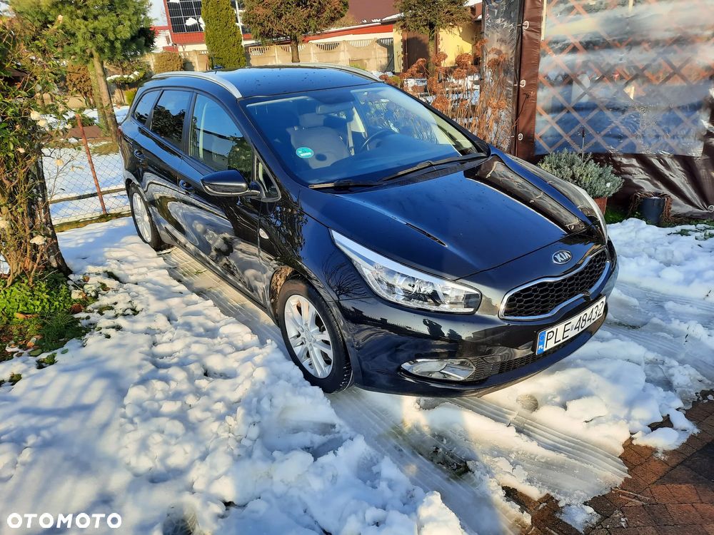 Kia Ceed - 21